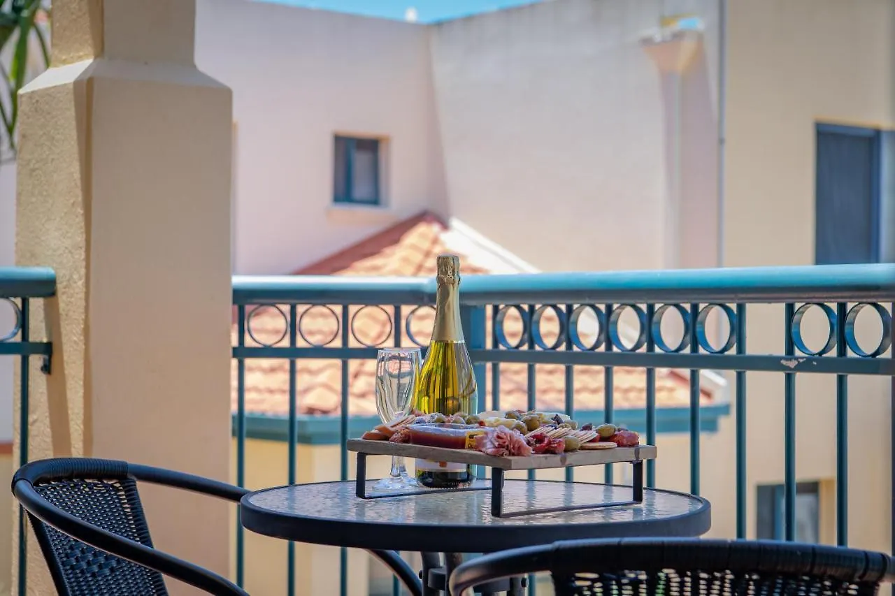 Blue Lotus Apartment Airlie Beach